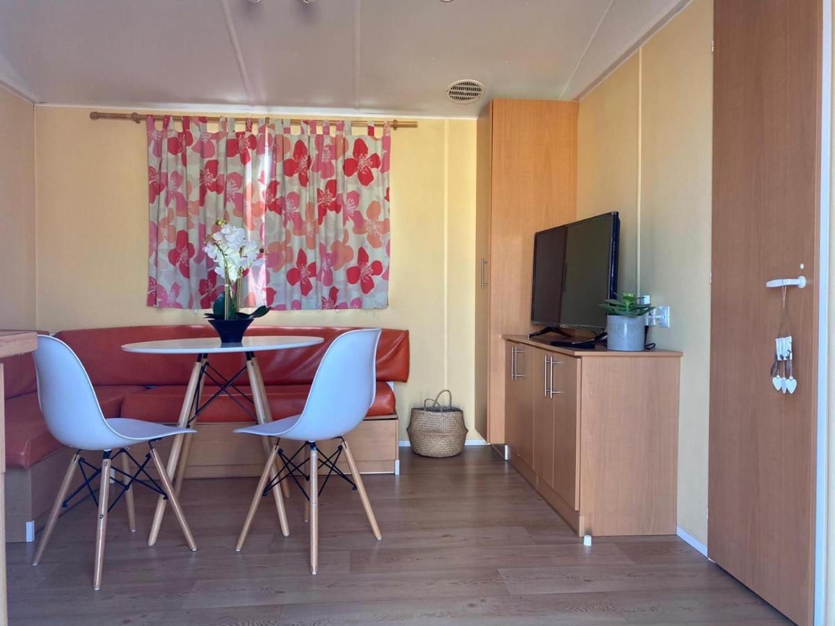 Alojamientos Con Piscina Privada Y Cerca Del Mar, Mire Las Fotos Y Elija El Suyo, Le Esperamos Chiclana de la Frontera Exterior foto
