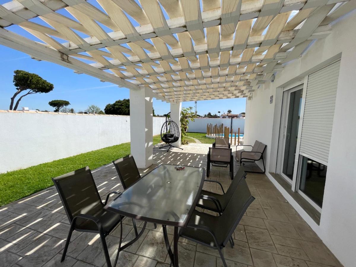 Alojamientos Con Piscina Privada Y Cerca Del Mar, Mire Las Fotos Y Elija El Suyo, Le Esperamos Chiclana de la Frontera Exterior foto